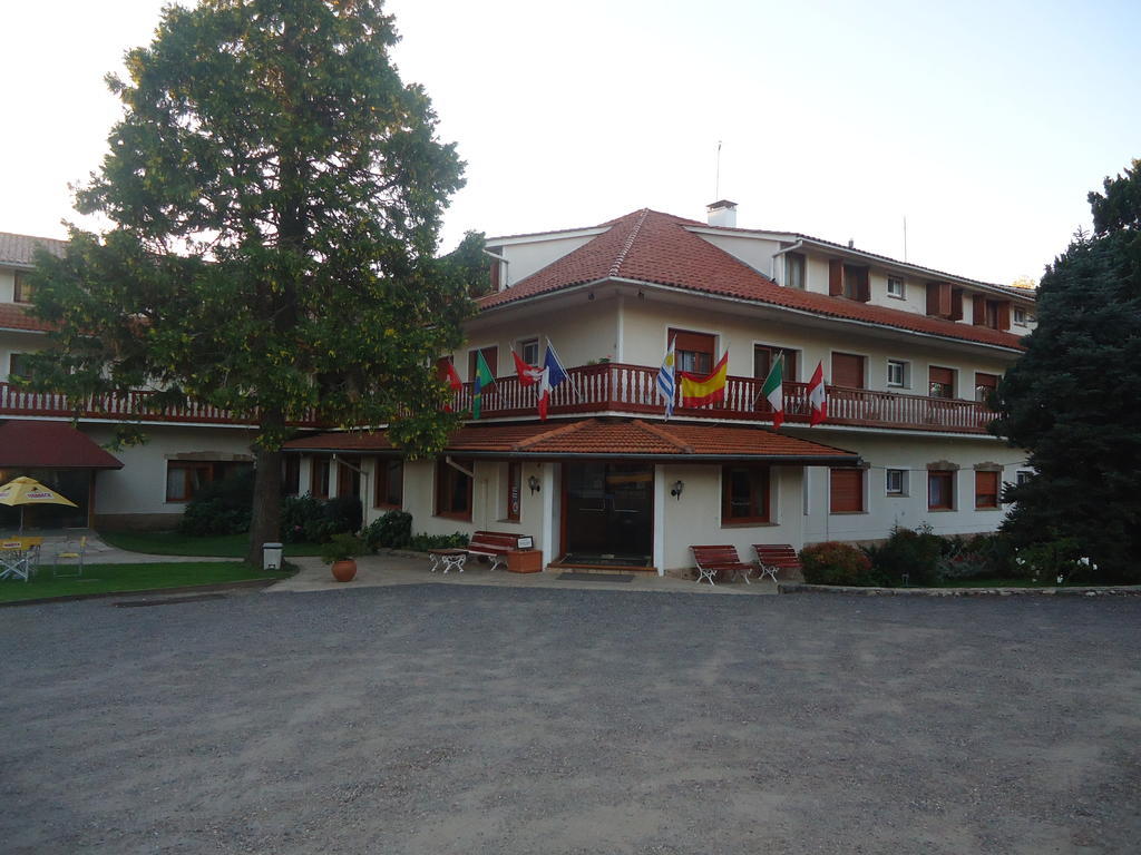Hotel Edelweiss Вила Генерал Белграно Екстериор снимка