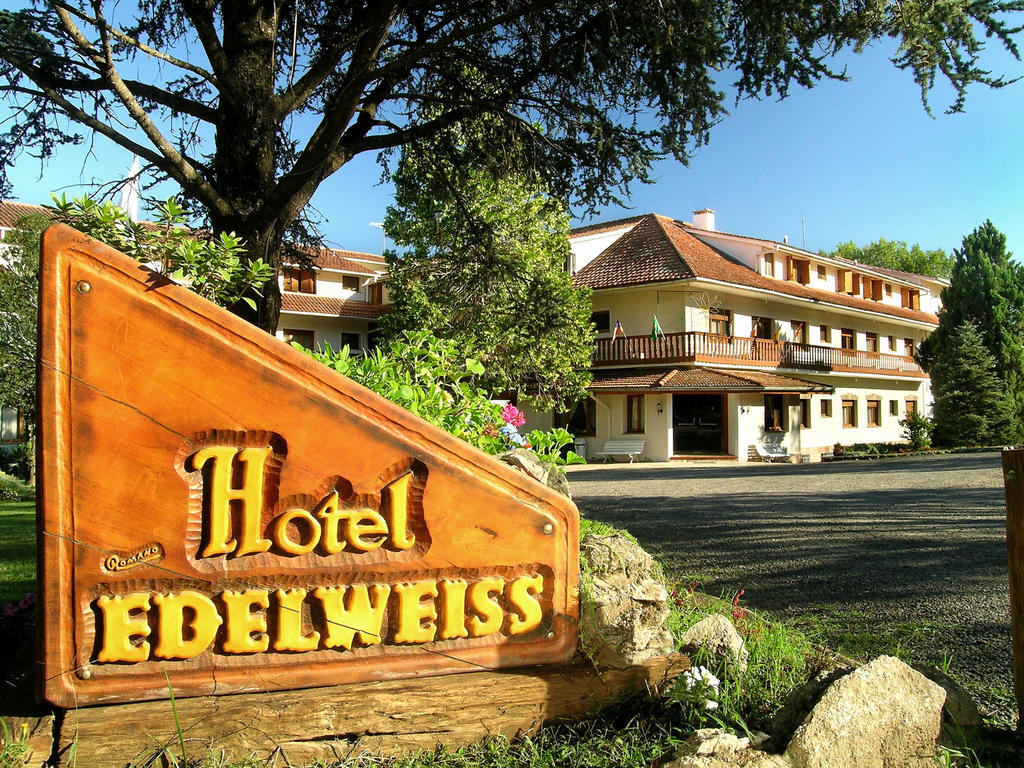 Hotel Edelweiss Вила Генерал Белграно Екстериор снимка