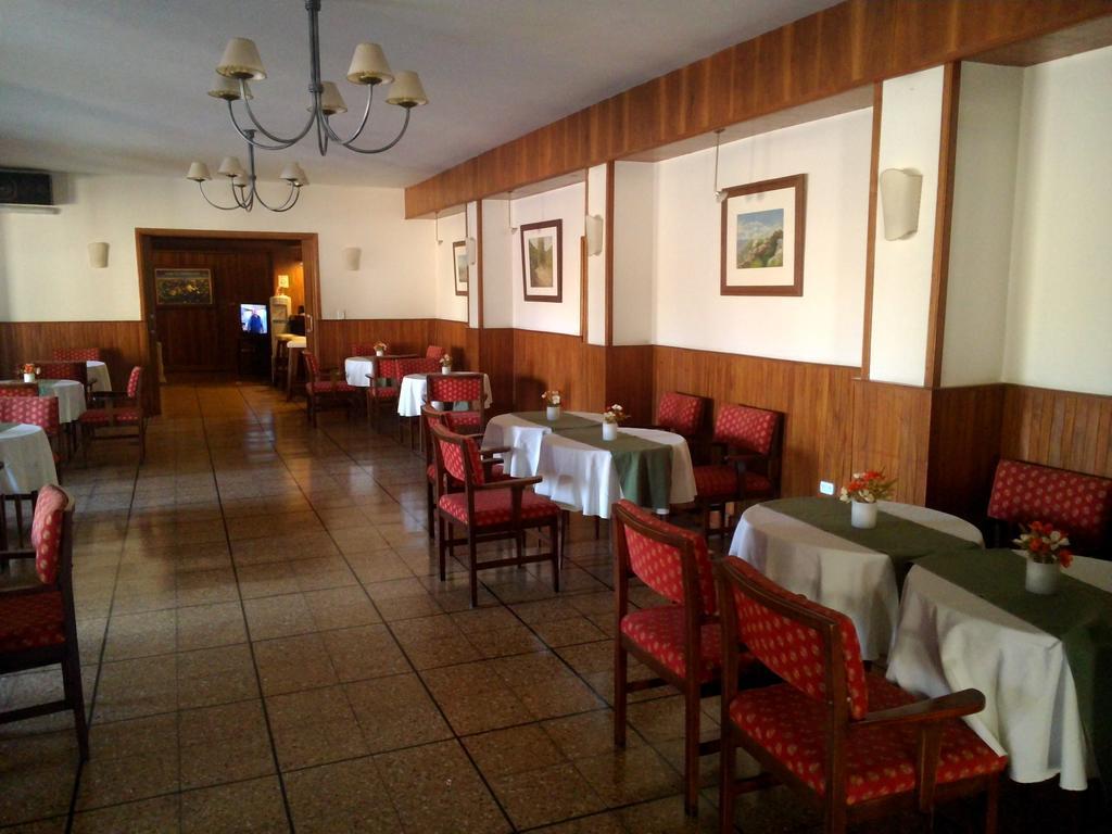 Hotel Edelweiss Вила Генерал Белграно Екстериор снимка